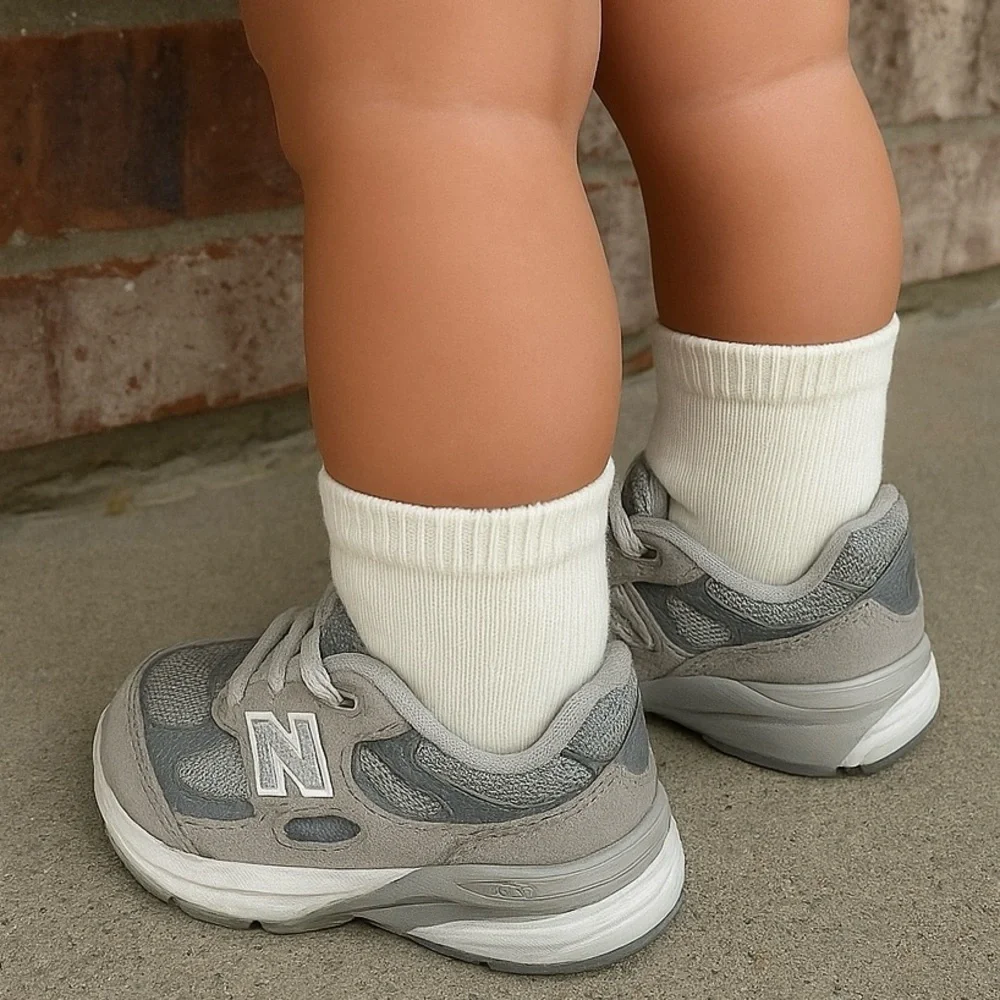 White and Pink Ankle Socks